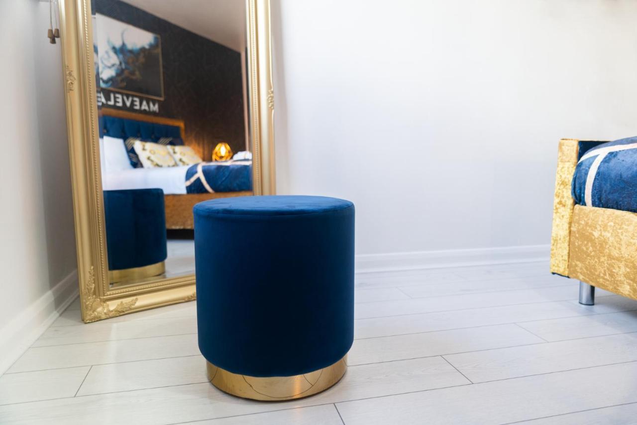 Maevela Apartments - Ultra Lavish Luxury 2 Bed Apartment City Centre - With Balcony - Free Secure Parking - Ps4 & Smart Tv'S Birmingham Eksteriør billede