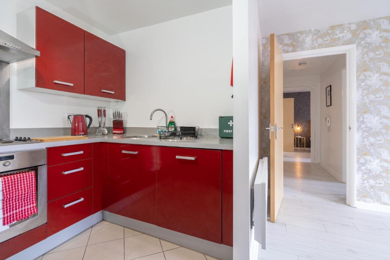 Maevela Apartments - Ultra Lavish Luxury 2 Bed Apartment City Centre - With Balcony - Free Secure Parking - Ps4 & Smart Tv'S Birmingham Eksteriør billede