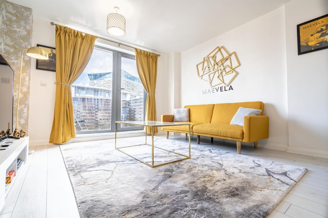 Maevela Apartments - Ultra Lavish Luxury 2 Bed Apartment City Centre - With Balcony - Free Secure Parking - Ps4 & Smart Tv'S Birmingham Eksteriør billede