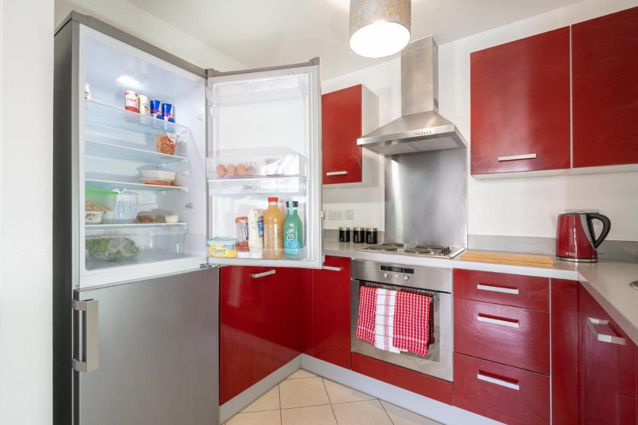 Maevela Apartments - Ultra Lavish Luxury 2 Bed Apartment City Centre - With Balcony - Free Secure Parking - Ps4 & Smart Tv'S Birmingham Eksteriør billede
