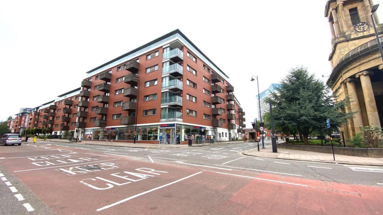 Maevela Apartments - Ultra Lavish Luxury 2 Bed Apartment City Centre - With Balcony - Free Secure Parking - Ps4 & Smart Tv'S Birmingham Eksteriør billede